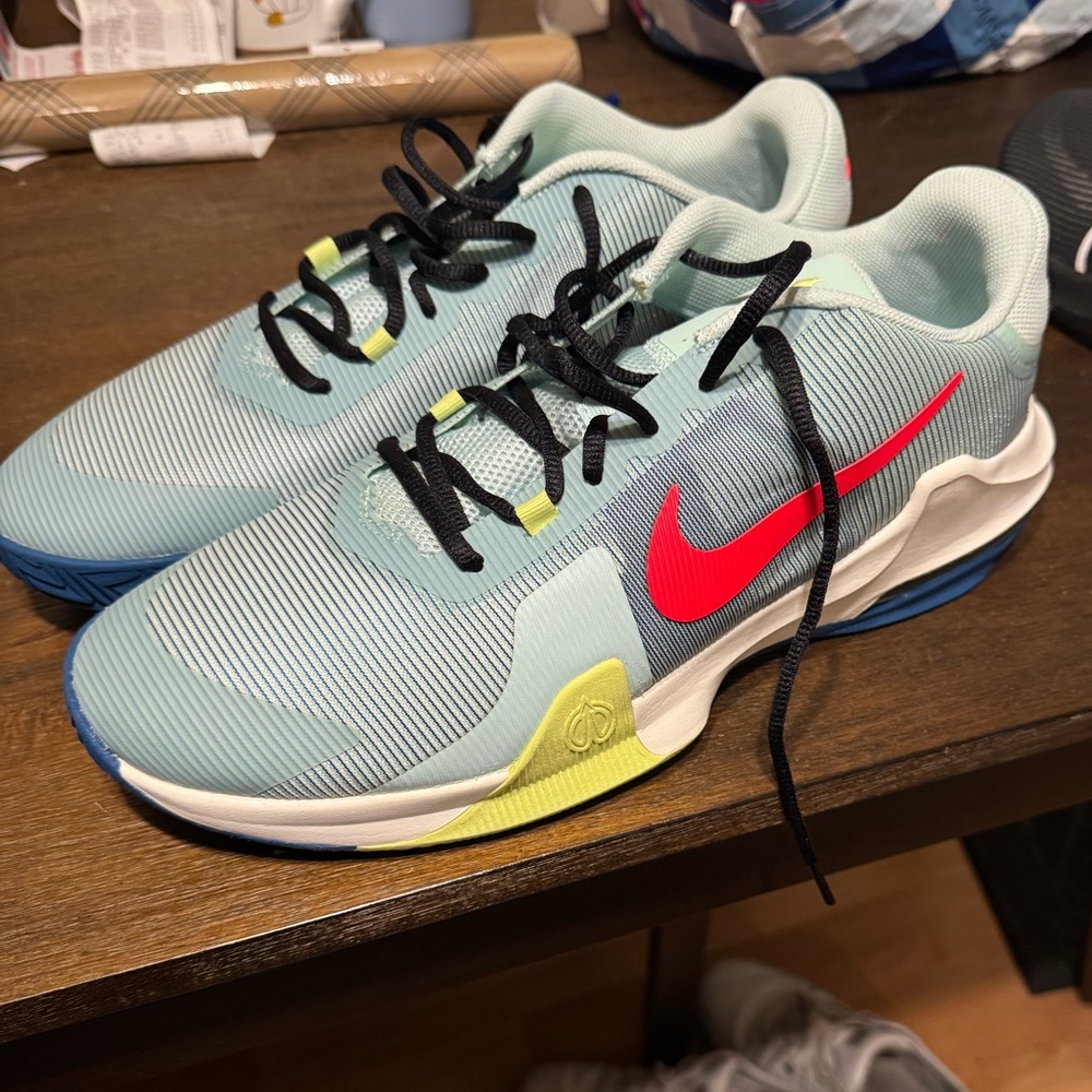 Brand new Nike shoes